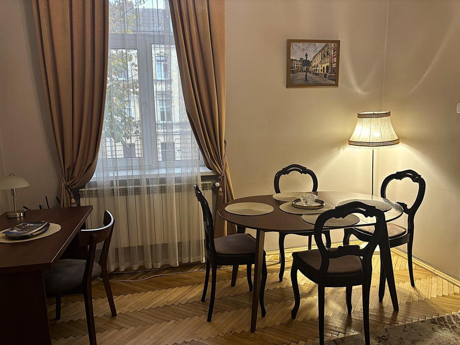 לבוב Glorious Apartment Near The Old City מראה חיצוני תמונה